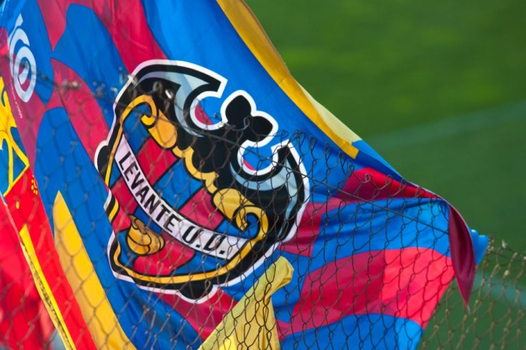 Levante vs Valencia Preview and Predictions