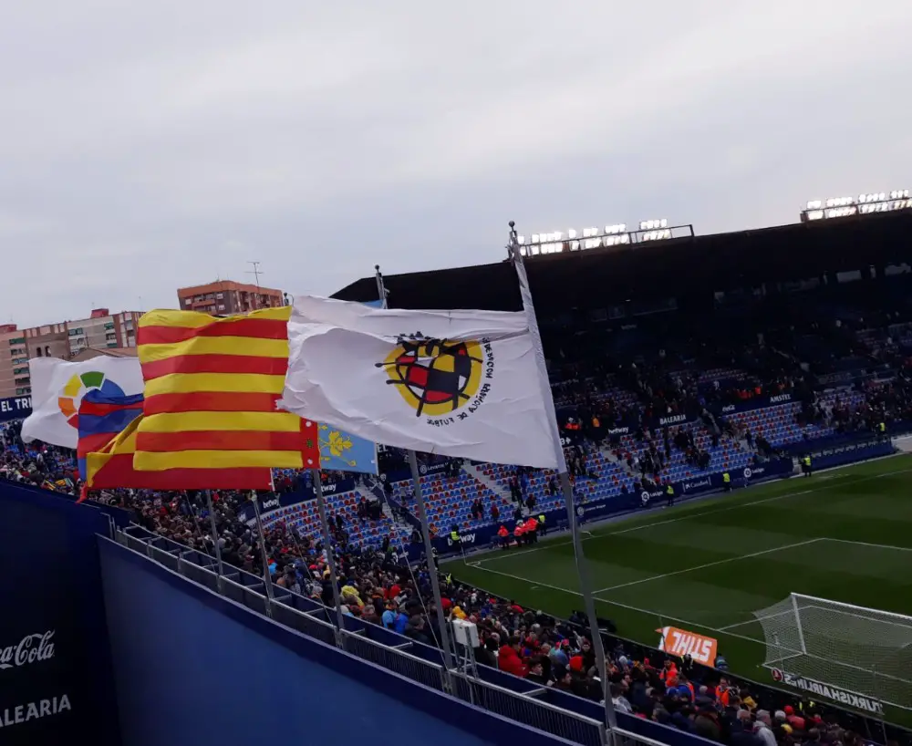 Breeze blowing in from the Valencia coast