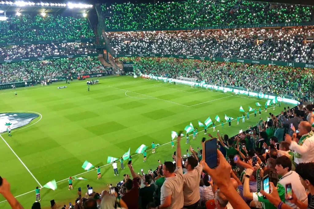 Betis stadium light show